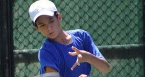 Jugador junior de RD apunta será  fenómeno en el tenis profesional