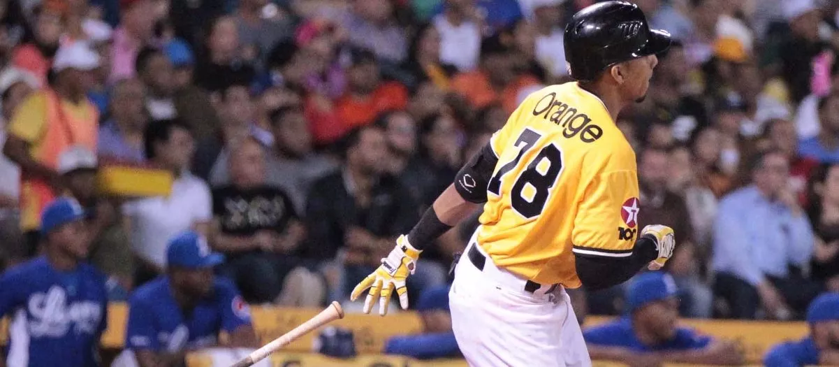 Las Águilas vencen Licey  en primero de doble juego