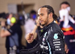 Hamilton se recupera de coronavirus y correrá en Abu Dabi