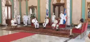 Presidente Luis Abinader recibe cartas credenciales de nuevos embajadores de Panamá y Turquía