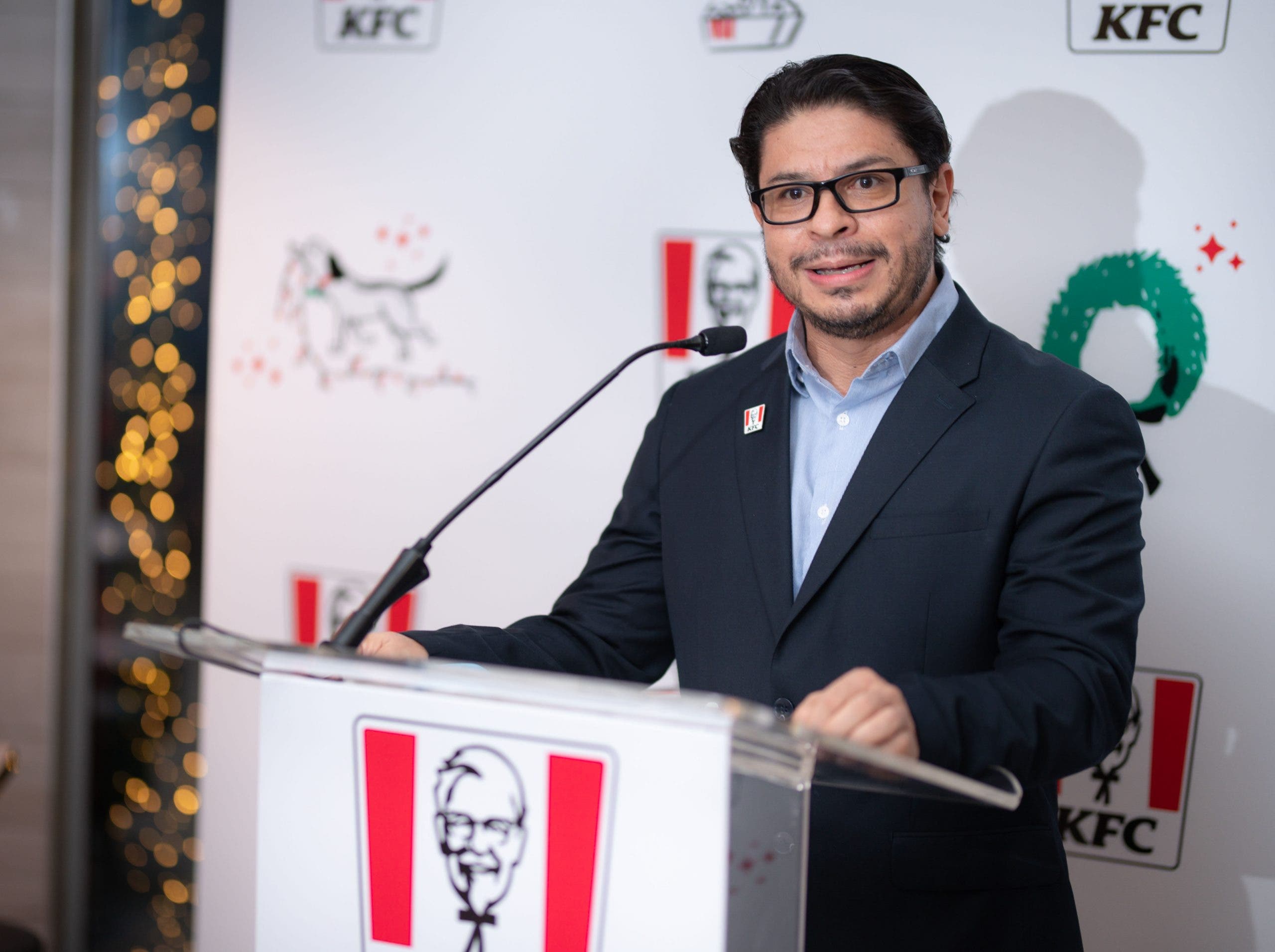 KFC inicia la navidad con apertura de la “Casa del Coronel Sanders”