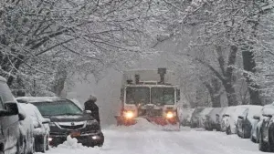 Reportan dos fallecimientos y seis personas heridas por tormenta de nieve en Nueva York