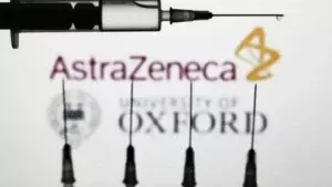 Las ventajas de la vacuna contra el coronavirus de Oxford-AstraZeneca que Reino Unido aprobó este miércoles