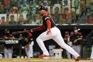 Sánchez y Valdés comandan triunfo de Toros del Este