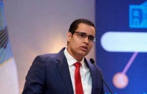 Juan Ariel Jiménez coincide con advertencia de no tocar fondos pensiones