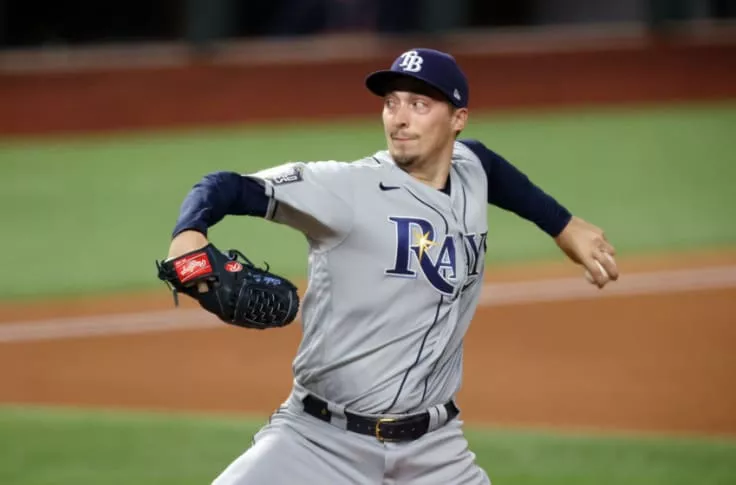 Los Padres adquieren al zurdo Blake Snell a cambio de cuatro jugadores