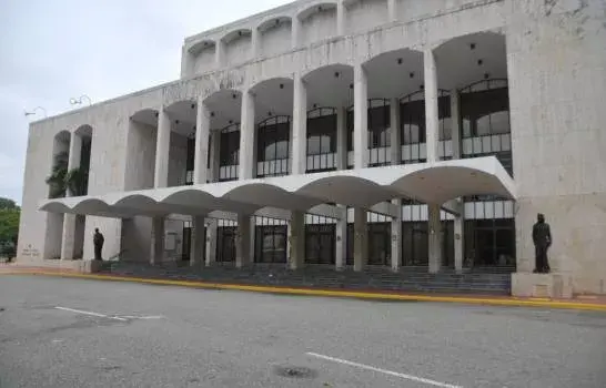 La danza vuelve al Teatro Nacional de R.Dominicana tras nueve meses de cierre