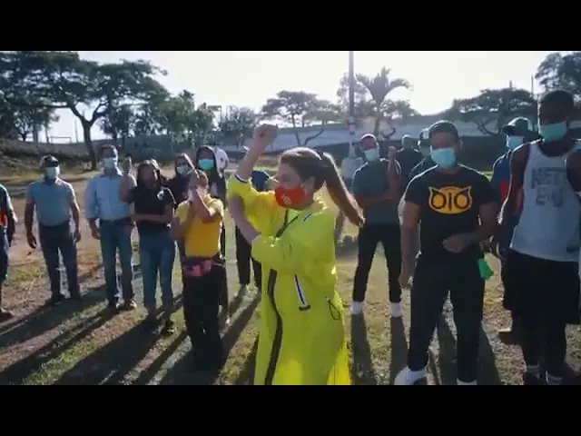 Alcadesa Carolina Mejía celebra el Día Nacional del Merengue con #SantoDomingoChallenge