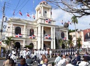 Duarte recibe honores en su 208 aniversario