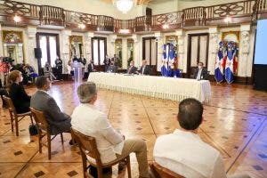 Gobierno presenta plan de viviendas a través de alianza público-privada