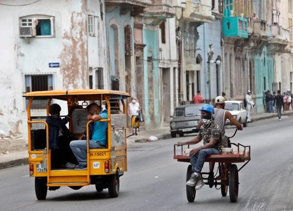 Cuba repone otras dos credenciales de prensa al equipo de Efe