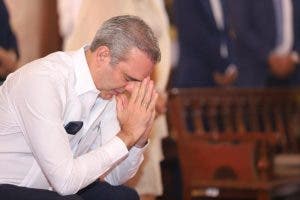 Presidente Abinader pide a Dios sabiduría para llevar país por rumbo correcto