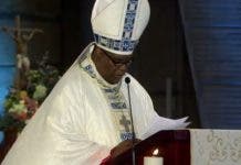 Obispo llama a apoyar autoridades en lucha contra «lacra de la corrupción» 