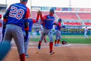 Dominicana asume liderato en la Serie del Caribe al vencer a Panamá 11-6