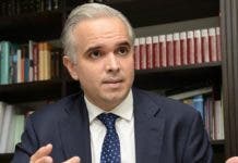 Ministro Trabajo convocará para revisión salarial