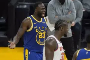 Draymond Green critica a la NBA por jugadores estrella en bloque de intercambio