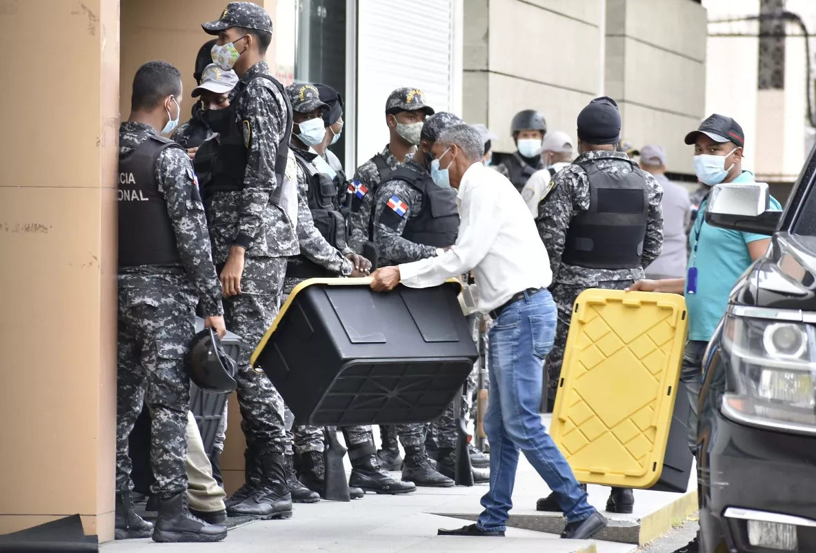 Fiscales volvieron a la Cámara de Cuentas en busca de evidencias