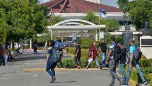 A partir de agosto docencia en universidades será presencial y virtual