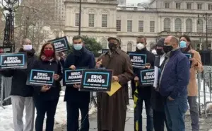 Candidato alcaldía NYC a favor inmigrantes legales puedan votar en elecciones