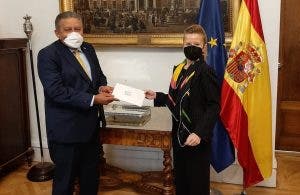 Juan Bolívar Díaz presenta sus cartas credenciales como embajador en España