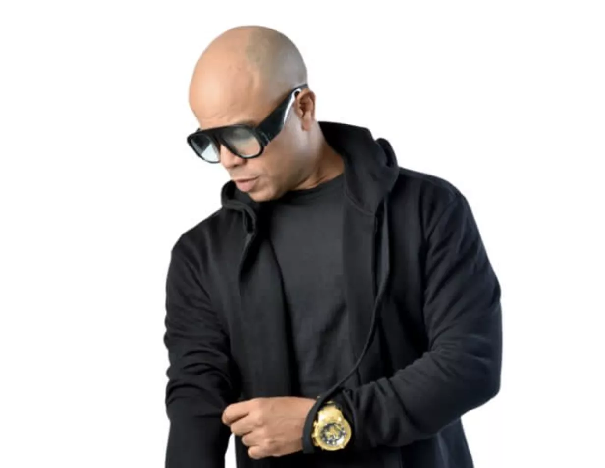 Mayo Mayor estrena Nada como mi tierra 2020