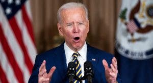 Gobierno de Biden defiende su gestión migratoria ante la crisis en frontera