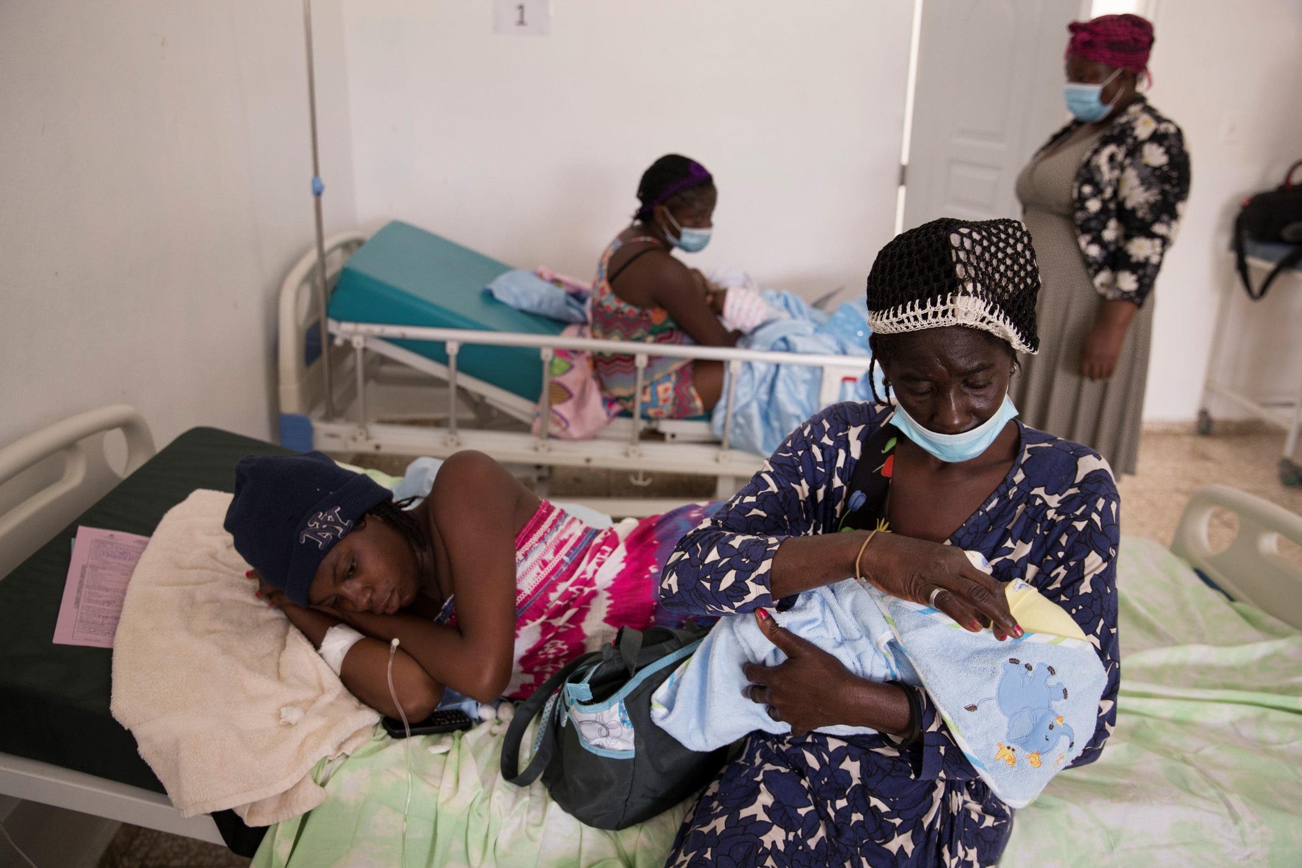 Baja 10% afluencia de parturientas haitianas en zona fronteriza, dice ministro Salud