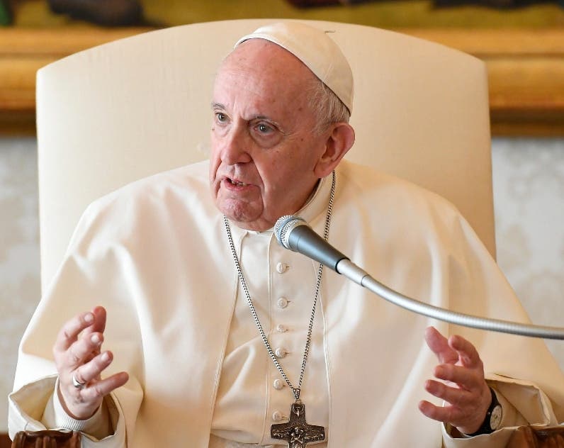 Papa pide acabe el dispendio del  agua potable