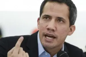 Guaidó acusa a Maduro de «fraude» por «robar» la posibilidad de revocatorio