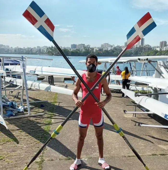 Ignacio Vásquez, de humilde pescador a brillante remero que irá a Tokio