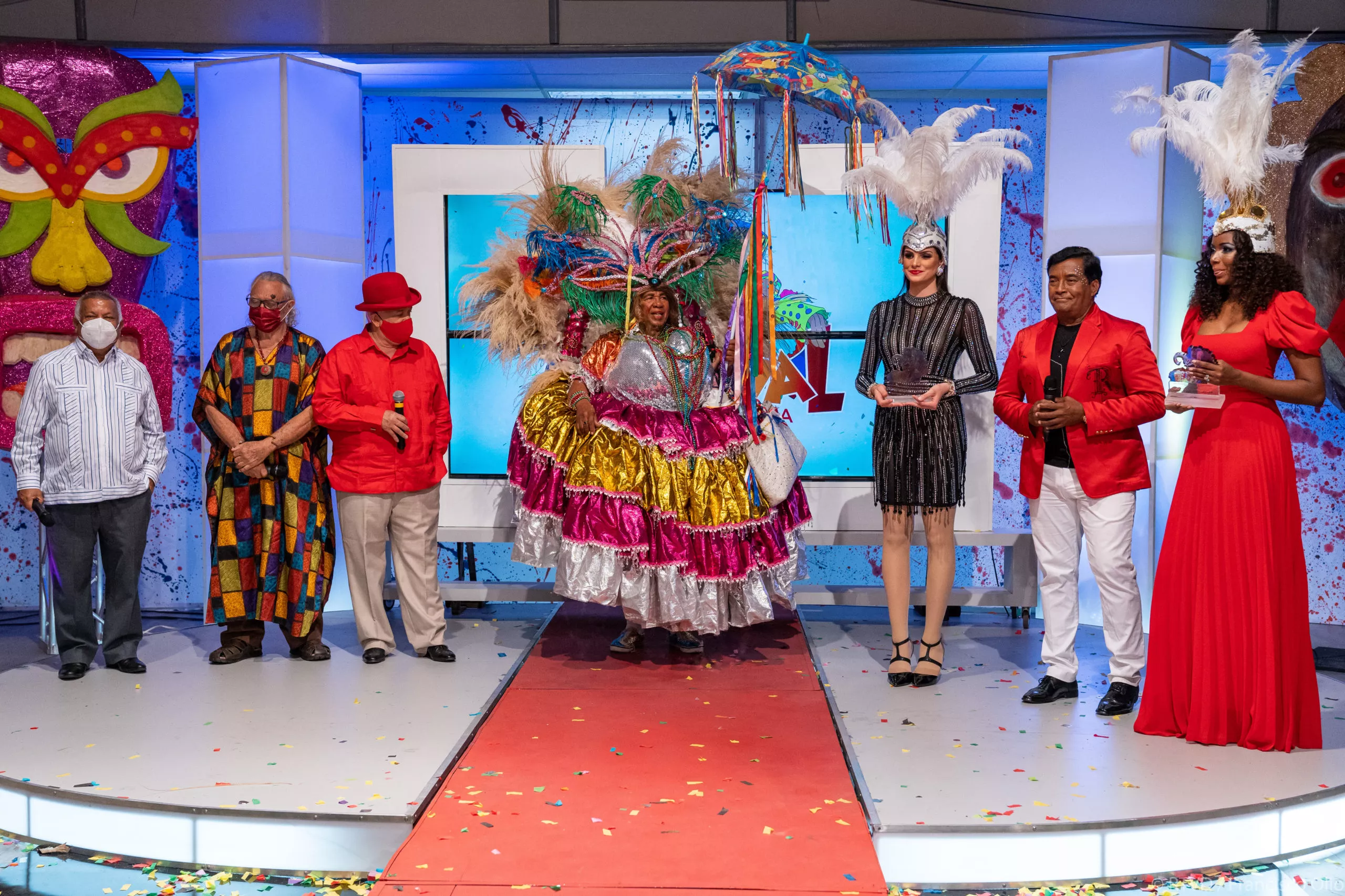 Nelson Marte, Dagoberto Tejeda, Giovanny Cruz, Rochi Pérez, Eva Arias, Roberto del Castillo y Ruth Ocumarez Nelson Marte, Dagoberto Tejeda, Giovanny Cruz, Rochi Pérez, Eva Arias, Roberto del Castillo y Ruth Ocumarez