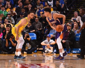 Los excampeones Curry y Booker participarán en el Concurso de Triples