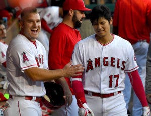 Trout favorito para ganar el MVP, pero Ohtani genera más acción en apuestas