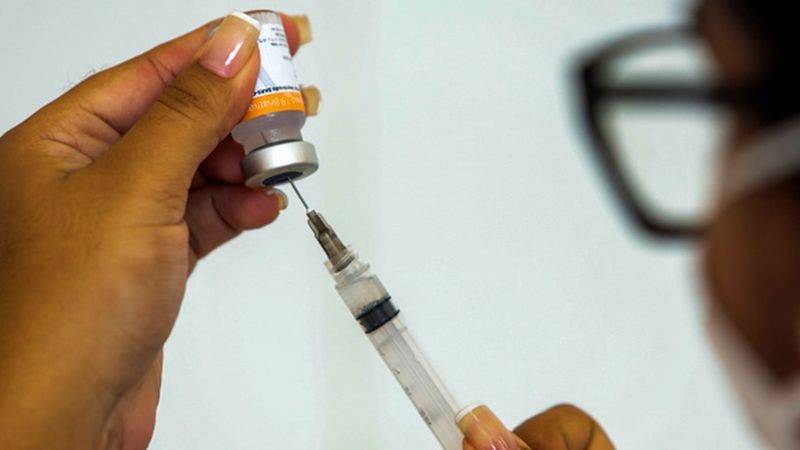 Vacunas mantendrán eficacia ante mutaciones coronavirus
