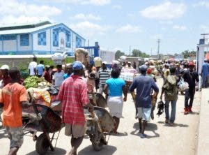 Mercados binacionales serán cerrados por una semana, a partir del miércoles