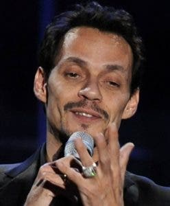 Marc Anthony pide disculpas y coloca gratis concierto