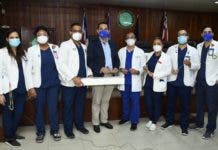 Fundouro dona un equipo a residencia urología hospital