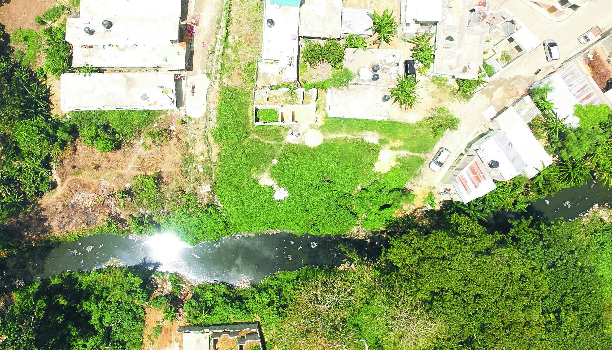 Particulares se adueñan del  arroyo Yaguasa para levantar proyecto