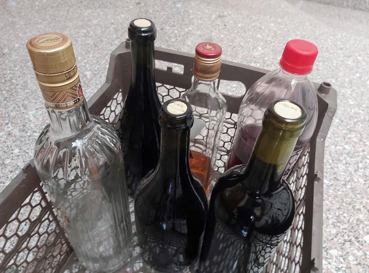 Ministerio de Salud Pública identifica más alcohol adulterado en Santiago