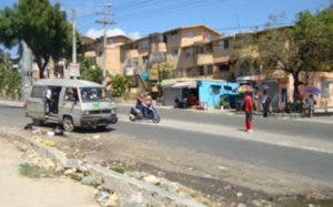 Tres muertos por tiroteo en fiesta durante toque de queda