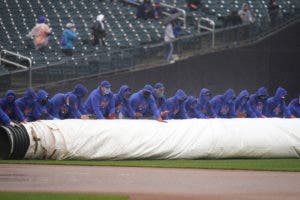 Mets posponen para el martes duelo ante Filis por lluvia