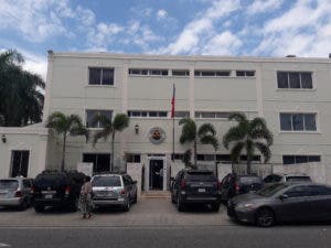 Embajada haitiana en Santo Domingo retoma labores consulares