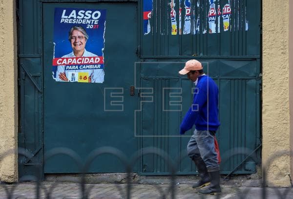 Jornada de reflexión en Ecuador ante una elección entre izquierda o derecha