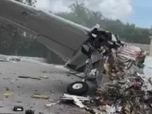 Tres muertos al estrellarse avioneta en Florida