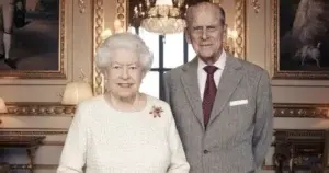 Muere a los 99 años el duque de Edimburgo, marido de la reina Isabel II