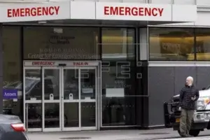 Nueva York reduce los hospitalizados por covid mientras avanza la vacunación