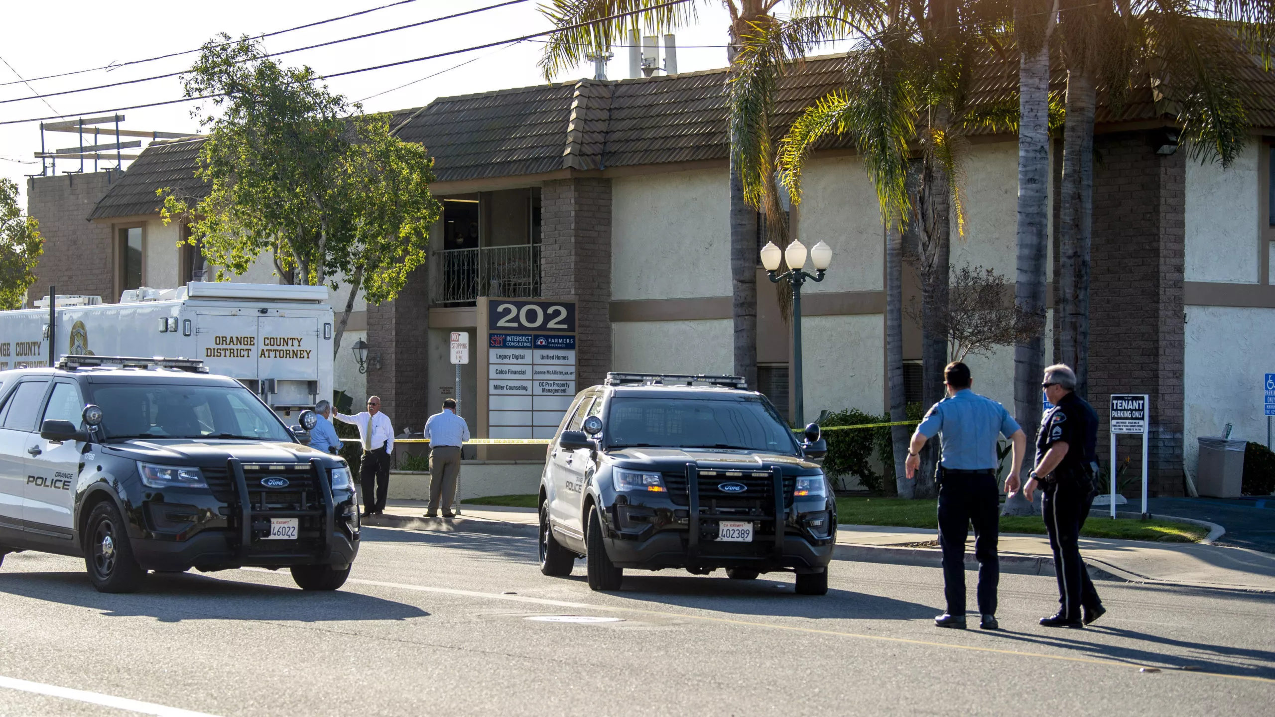 Al menos cuatro muertos por tiroteo en edificio de oficinas en California