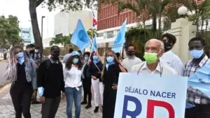 Aprobación de Código Penal peligra por oposición de 4 senadores, dicen grupos provida