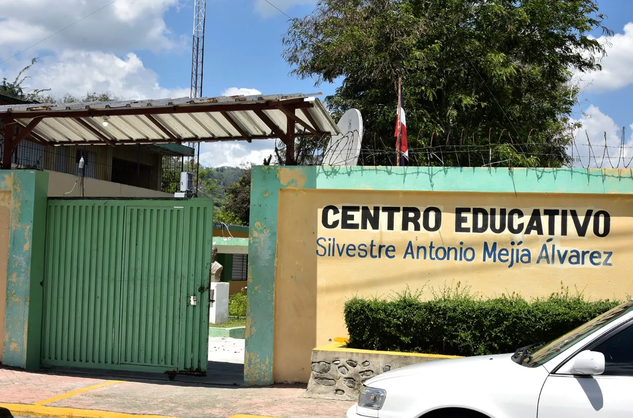 Retorno clases presenciales alegra a padres