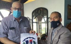 Efemérides Patrias reconoce trayectoria de Bonaparte Gautreaux Piñeyro